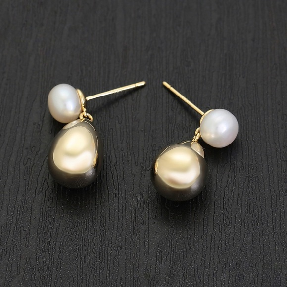 Tear Drop Pearl Earrings  925 Sterling Silver Mallorca Pearl 14k Gold Plated - Picture 4 of 10